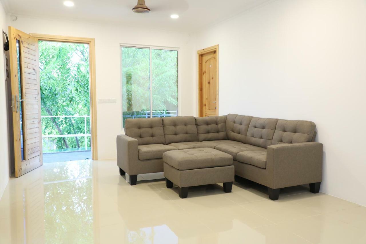 Hotel Moodhu Surf House Himmafushi Exterior foto